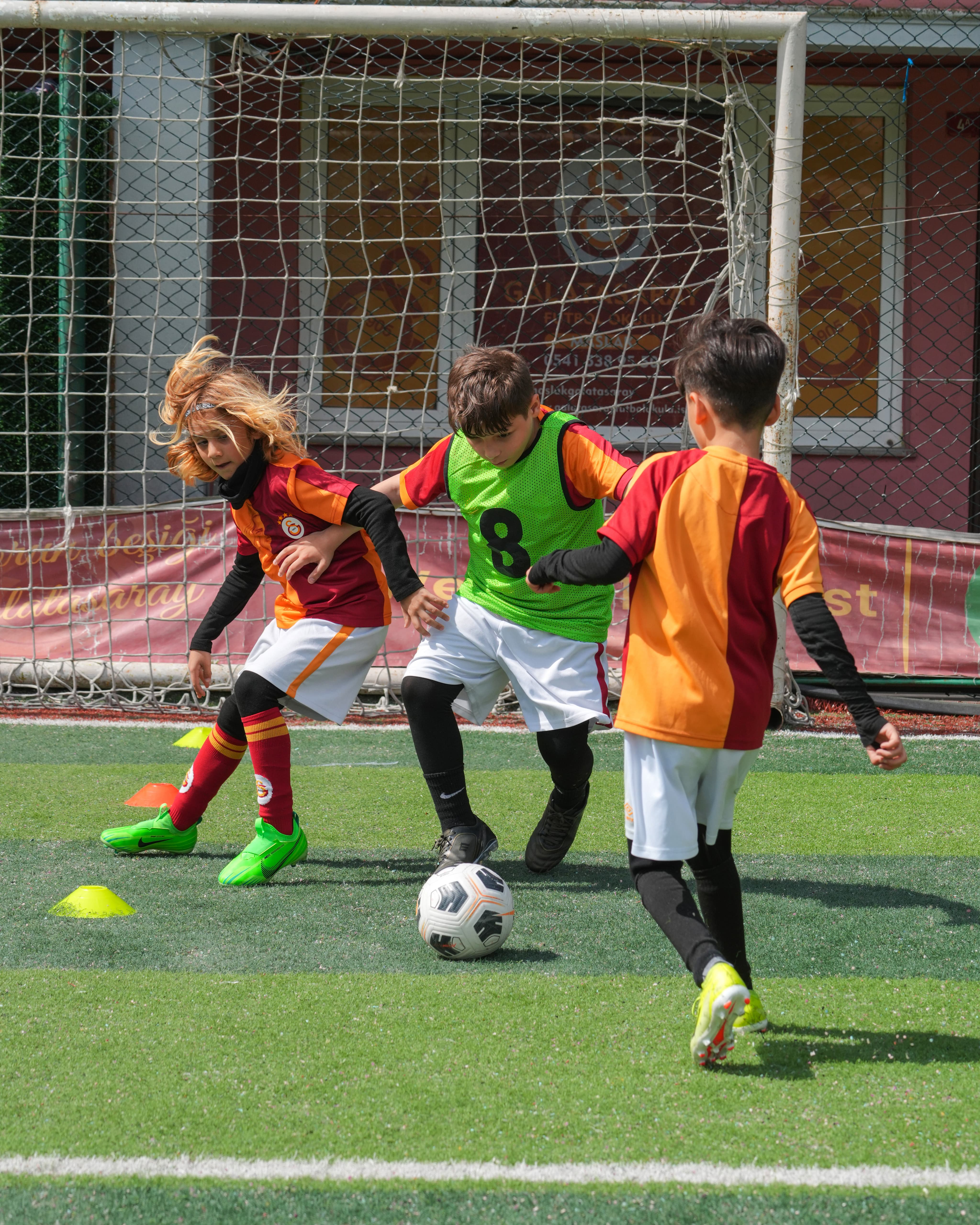 Galatasaray Futbol Okulu - Teorik Futbol Eğitimi